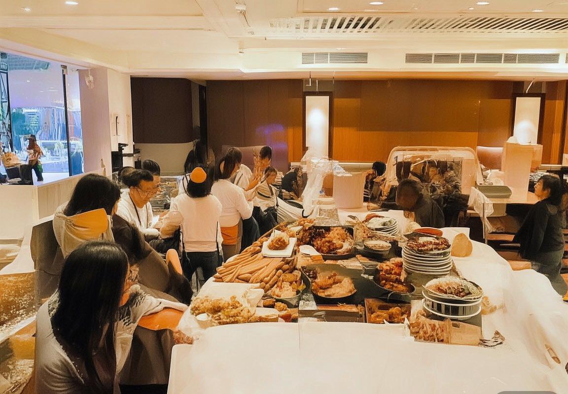 足球争议：巴萨米兰战判罚成焦点